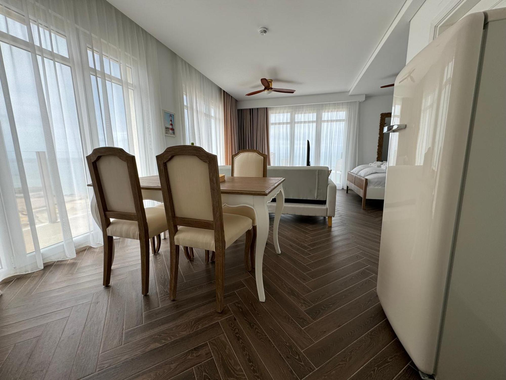 Ocean View Apartments 劳林哈 外观 照片