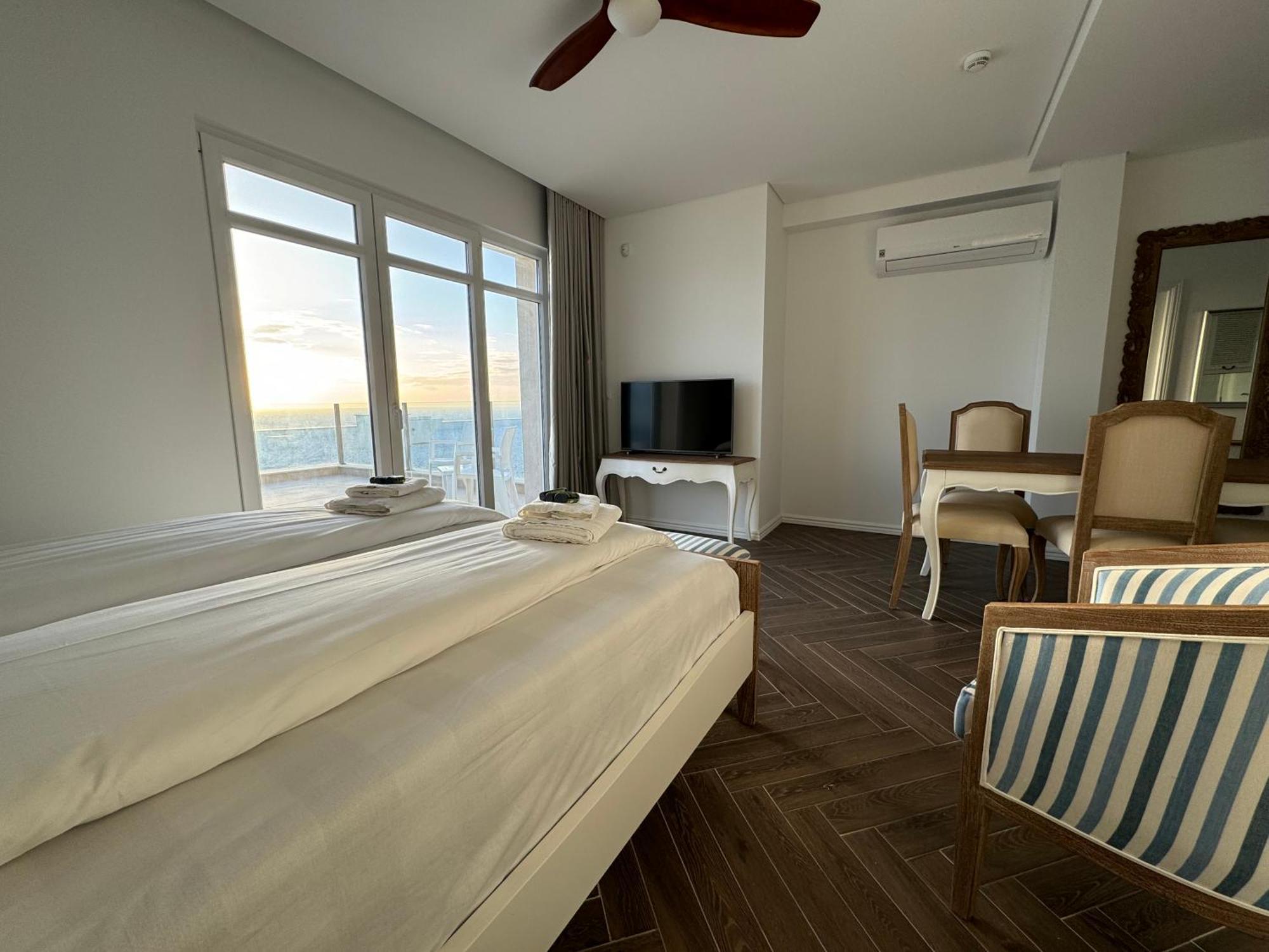 Ocean View Apartments 劳林哈 外观 照片
