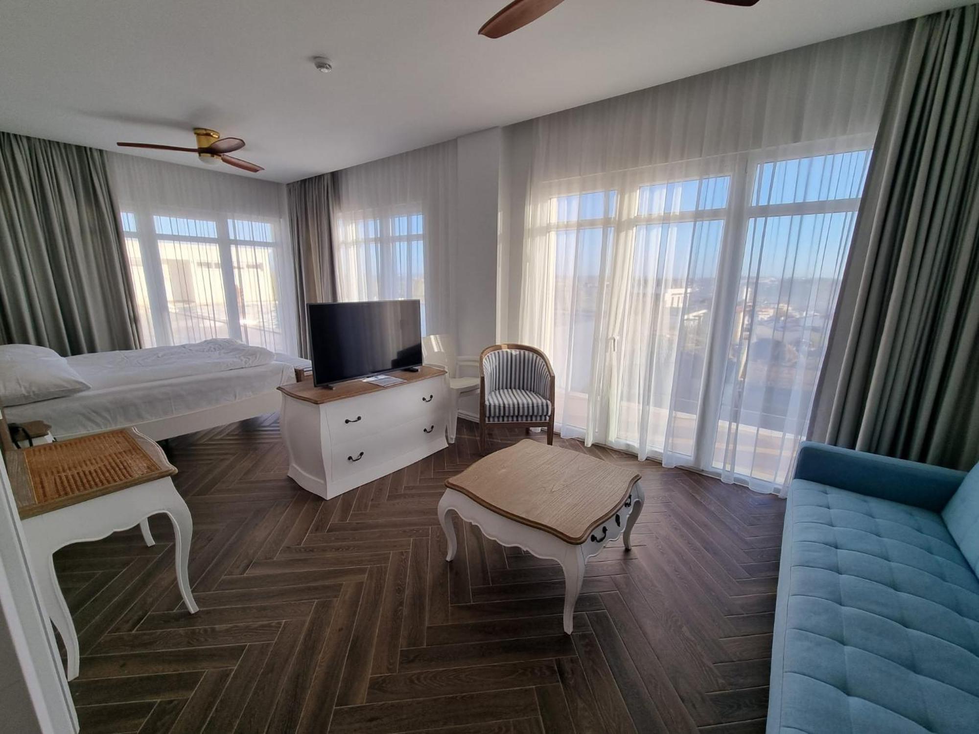 Ocean View Apartments 劳林哈 外观 照片